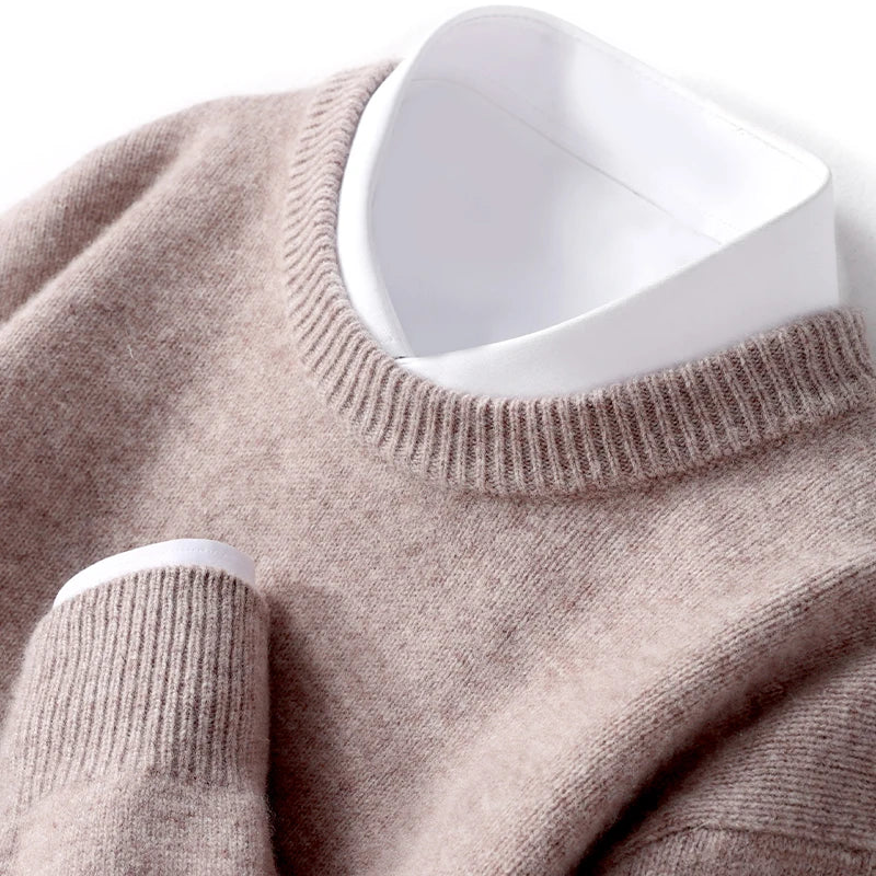 Jersey de Punto Fino para Hombre con Cuello Redondo y Ajuste Regular