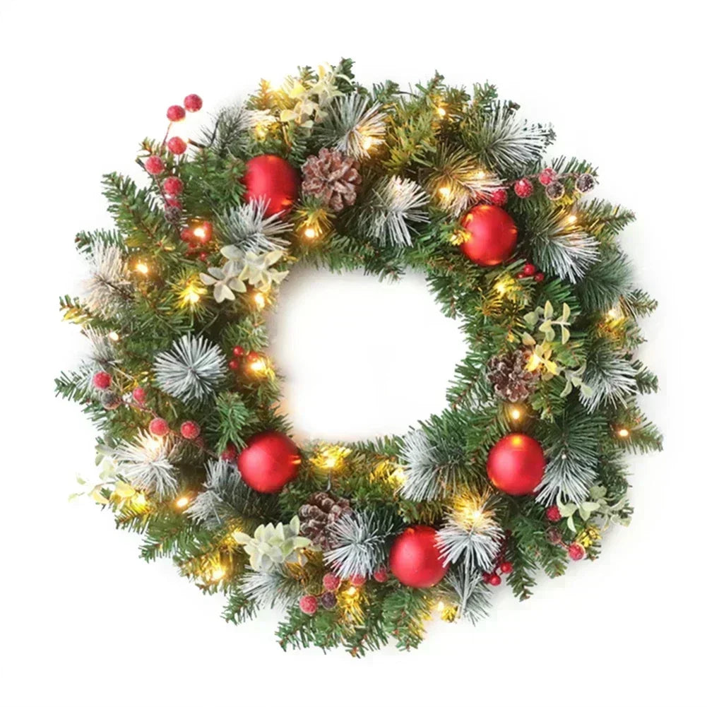 Couronne de Noël artificielle de 40 cm avec pommes de pin, baies rouges et lumières LED