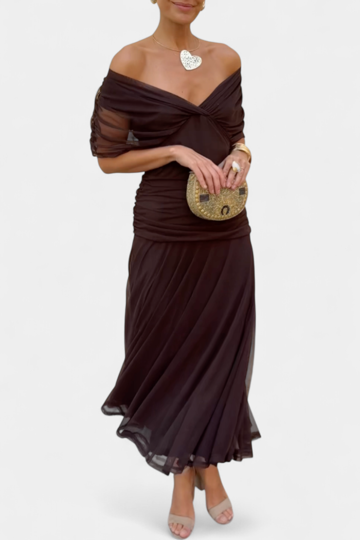 Vestido largo mujer — escote en V y cuerpo fruncido — boda