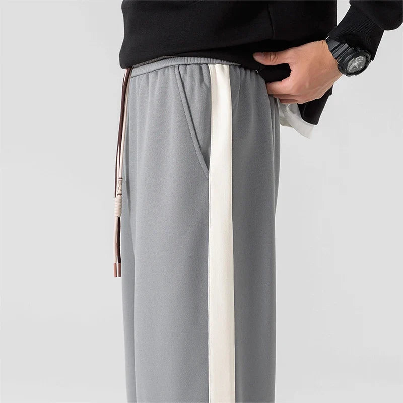 Pantalón de Chándal Relajado con Cordón Ajustable y Bolsillos Laterales Profundos