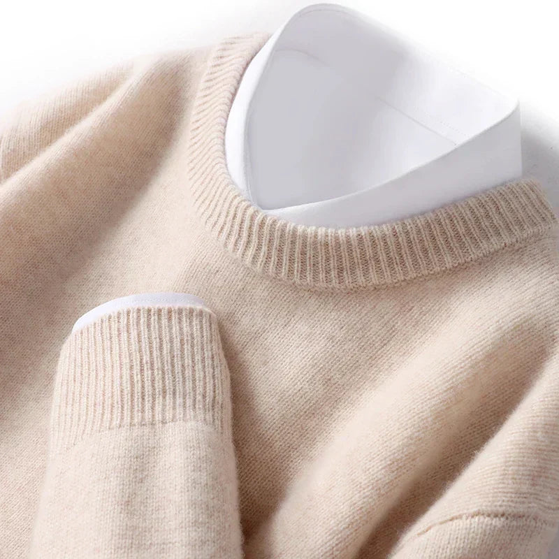 Jersey de Punto Fino para Hombre con Cuello Redondo y Ajuste Regular