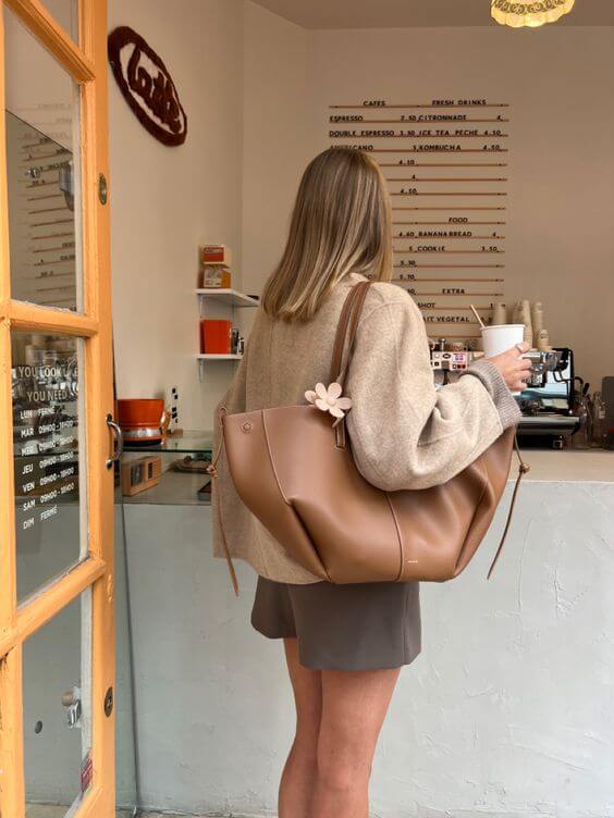 Bolso de Mano de Piel con Alas Plegadas y Gran Capacidad para Mujer
