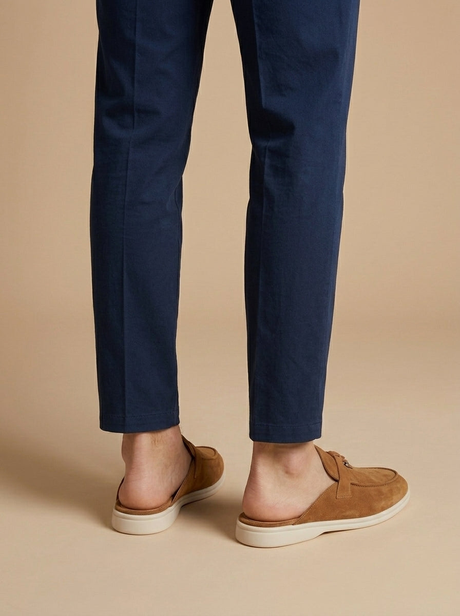 Mocasines de ante para hombre - zuecos abiertos con detalle de metal - informal