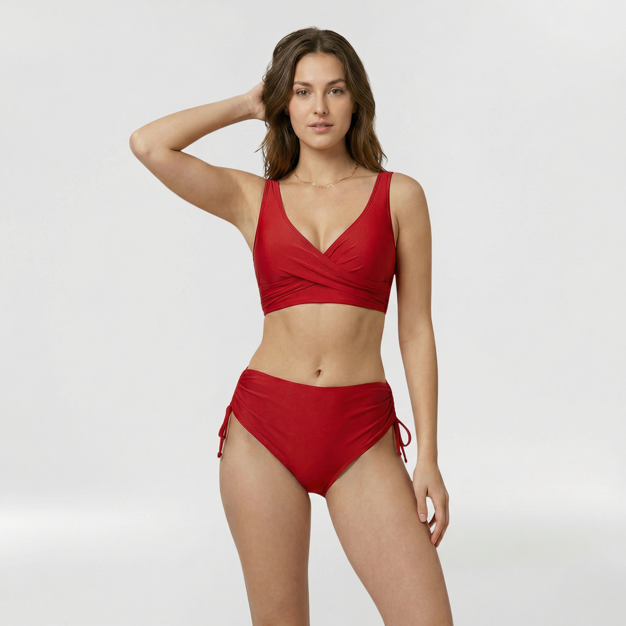 Bikini de dos piezas envolvente con tirantes anchos y braguita de lazos