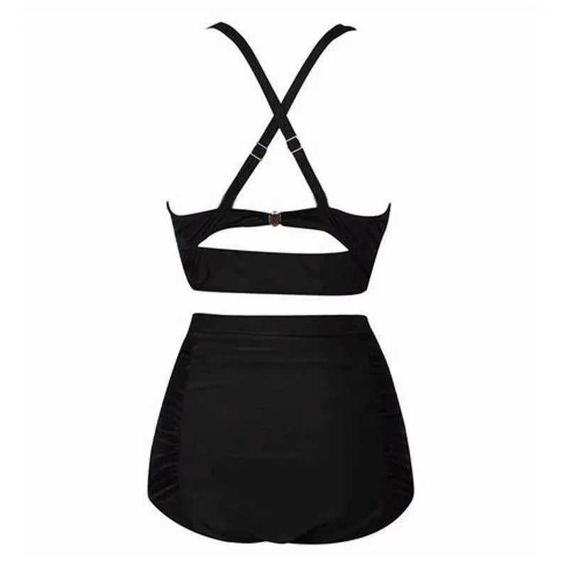 Bikini dos piezas | top halter y braga de talle alto para playa