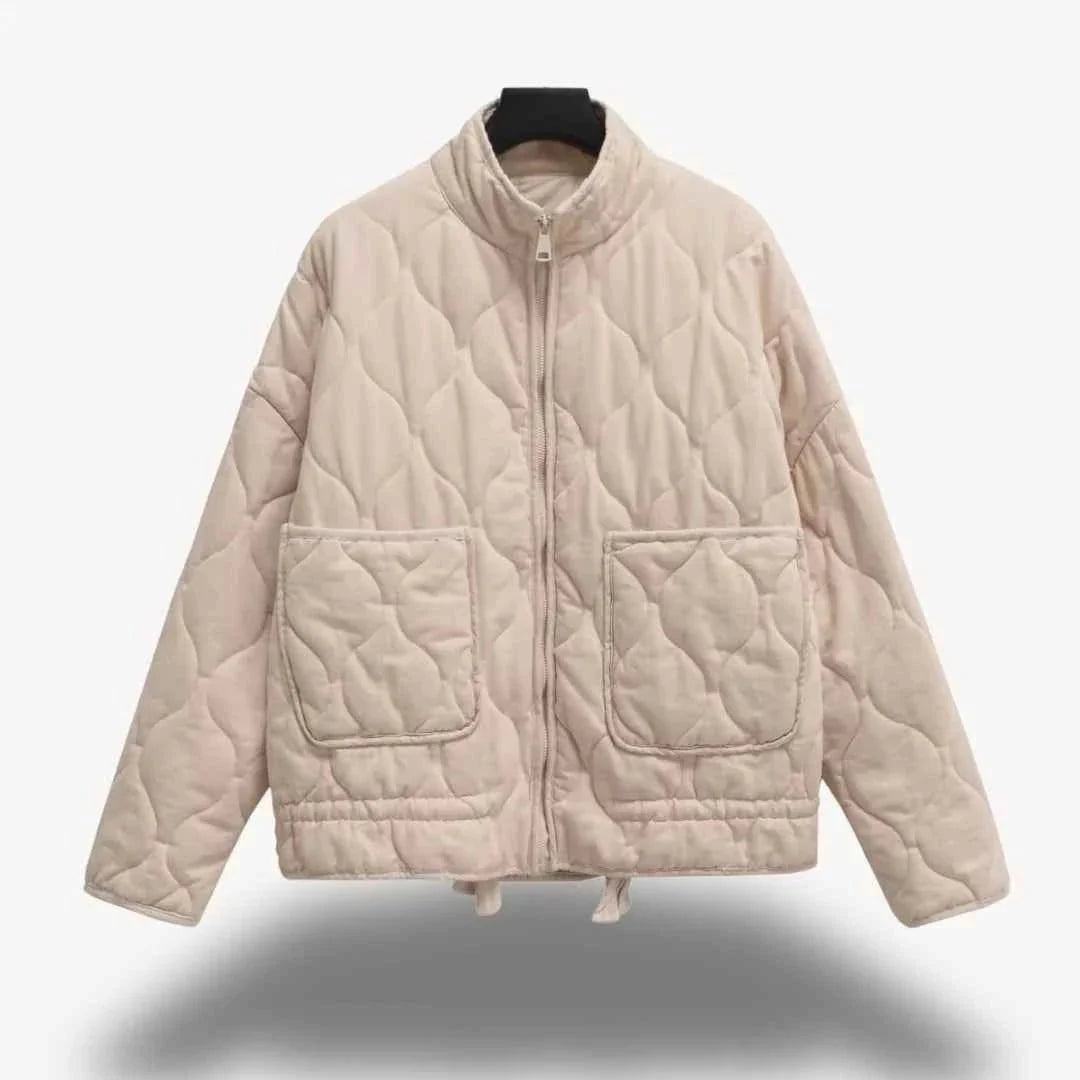 Chaqueta Acolchada para Mujer con Corte Entallado y Botonadura Oculta