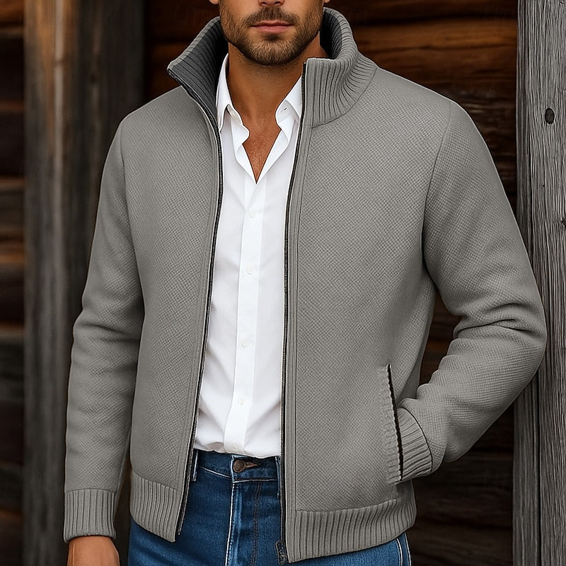Cárdigan de Hombre con Cremallera y Cuello Alto de Corte Regular