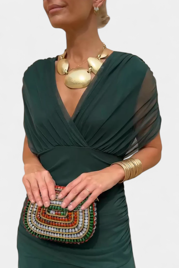 Vestido largo mujer — escote en V y cuerpo fruncido — boda