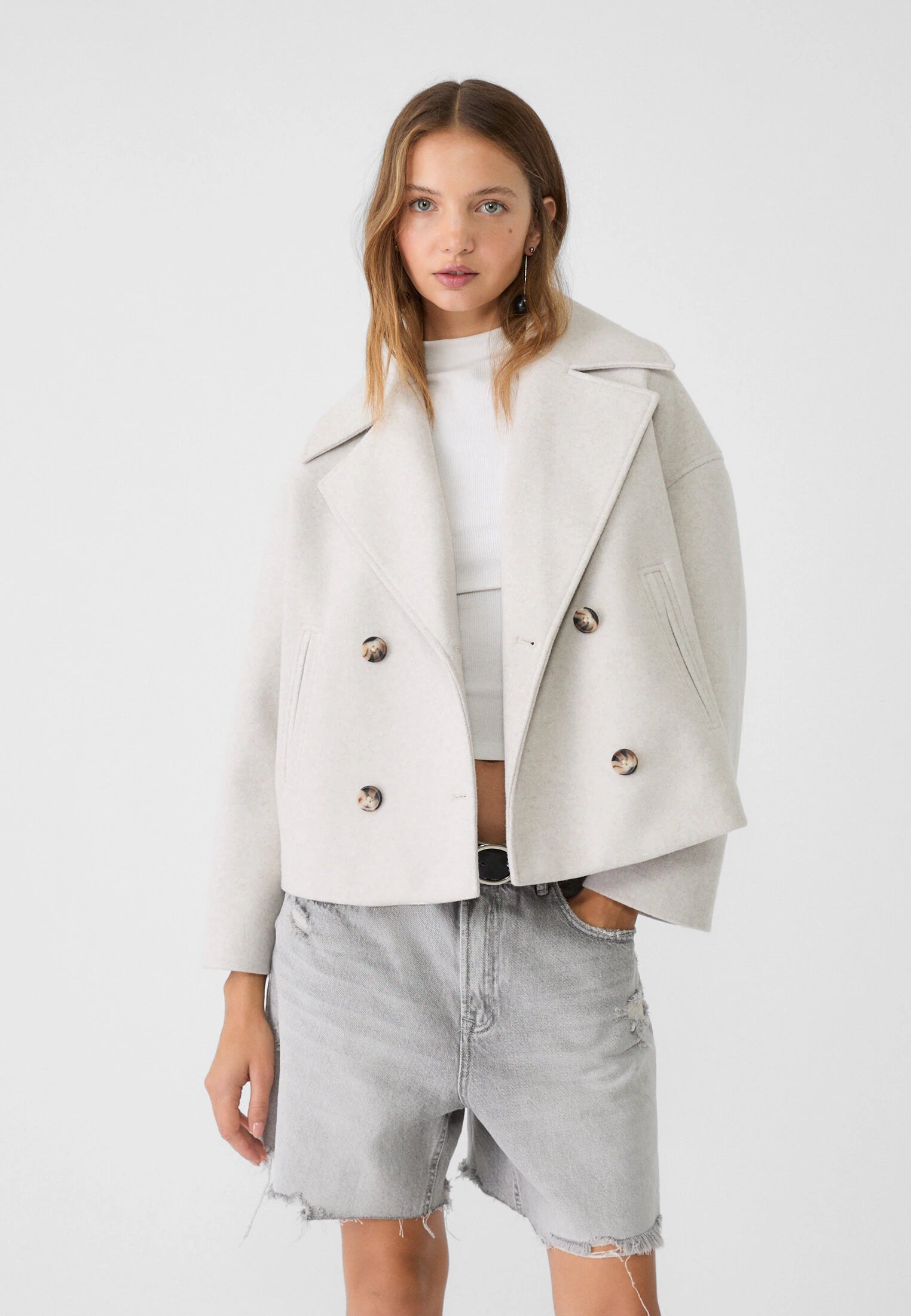 Chaqueta corta de lana para mujer cruzada con cuello de solapa y doble botonadura