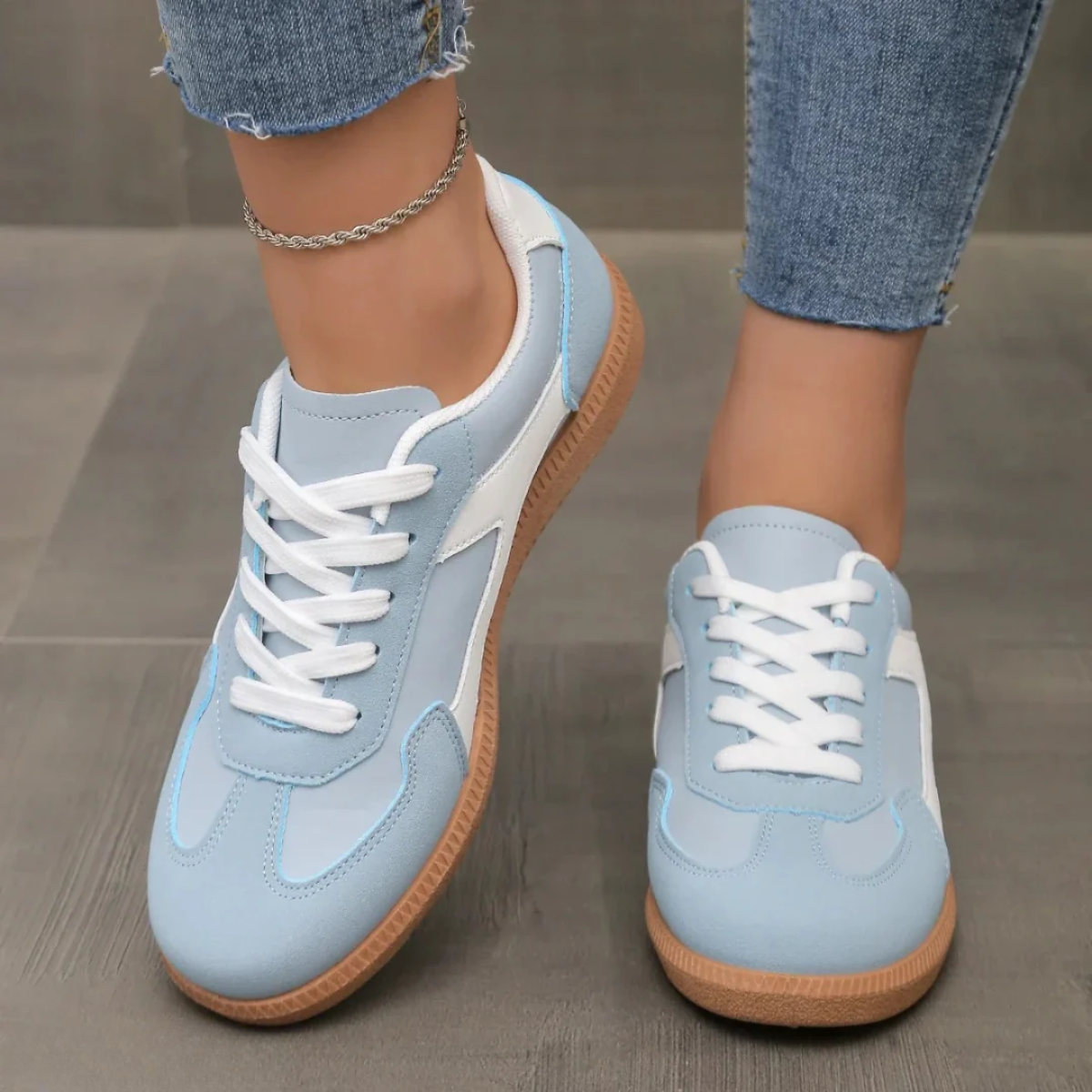 Zapatillas de deporte para mujer - diseño de paneles con cordones - paseos